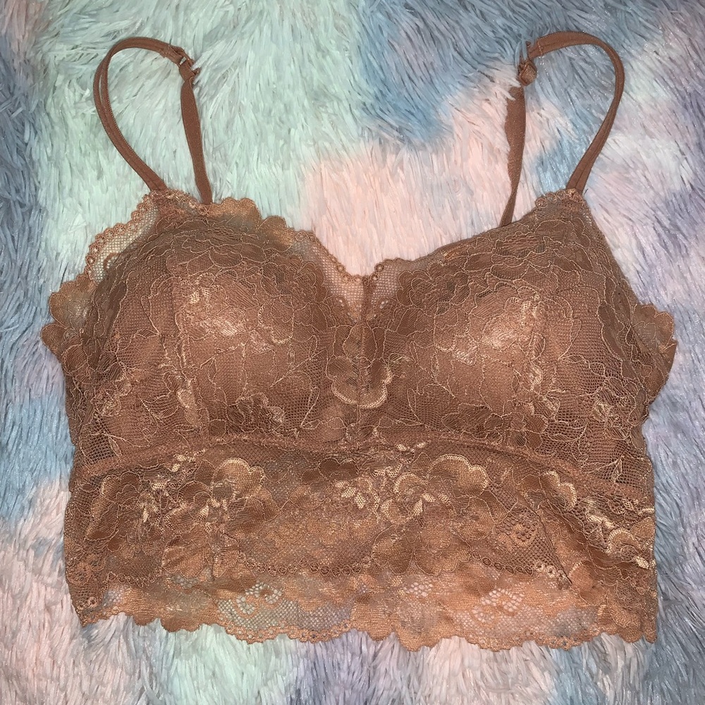 🌺GU Nude Lace Bralette
